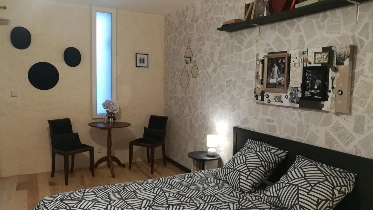 Un nid pour la nuit, Chambres d’hôtes Saint-Géry Exterior foto